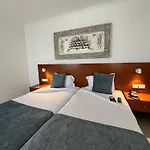 Be One - By Mhmb Hospitality Hotel Caldas Da Rainha
