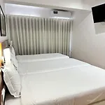 Be One Hotel Caldas Da Rainha - By Mhmb Hospitality 3*
