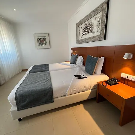 Be One Hotel Caldas Da Rainha - By Mhmb Hospitality 3*