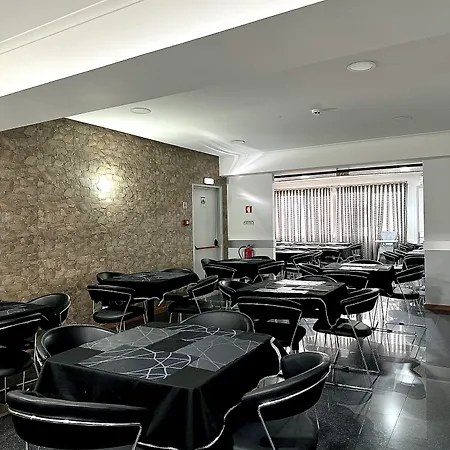 Отель Be One Hotel Caldas Da Rainha - By Mhmb Hospitality