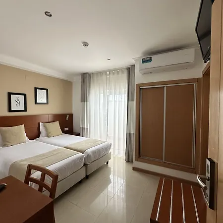 Be One Hotel Caldas Da Rainha - By Mhmb Hospitality Hotel