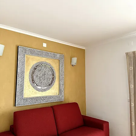 Be One Hotel Caldas Da Rainha - By Mhmb Hospitality Hotel 3*