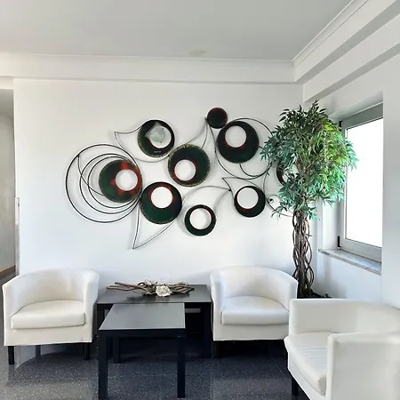 Be One Hotel Caldas Da Rainha - By Mhmb Hospitality Hotel 3*