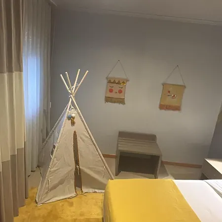 Отель Be One Hotel Caldas Da Rainha - By Mhmb Hospitality Калдаш-да-Раинья