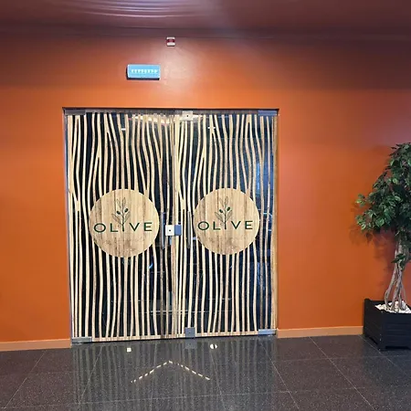 Be One Hotel Caldas Da Rainha - By Mhmb Hospitality 3* Калдаш-да-Раинья