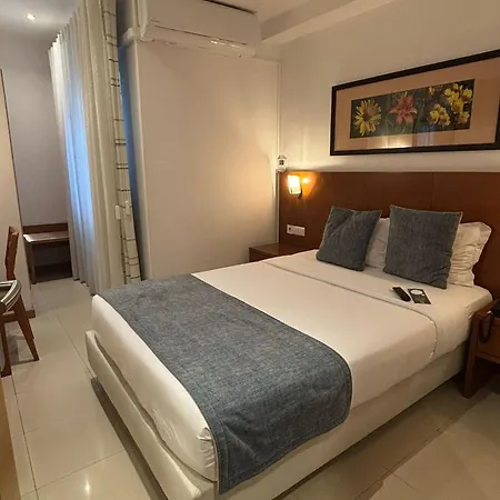 Be One Hotel Caldas Da Rainha - By Mhmb Hospitality 3* Калдаш-да-Раинья