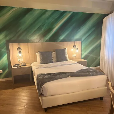 Отель Be One Hotel Caldas Da Rainha - By Mhmb Hospitality 3*