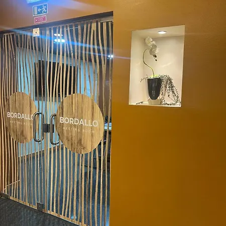 Be One Hotel Caldas Da Rainha - By Mhmb Hospitality Hotel 3*