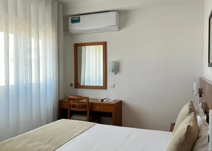 Be One - By Mhmb Hospitality 호텔 칼다스하이냐